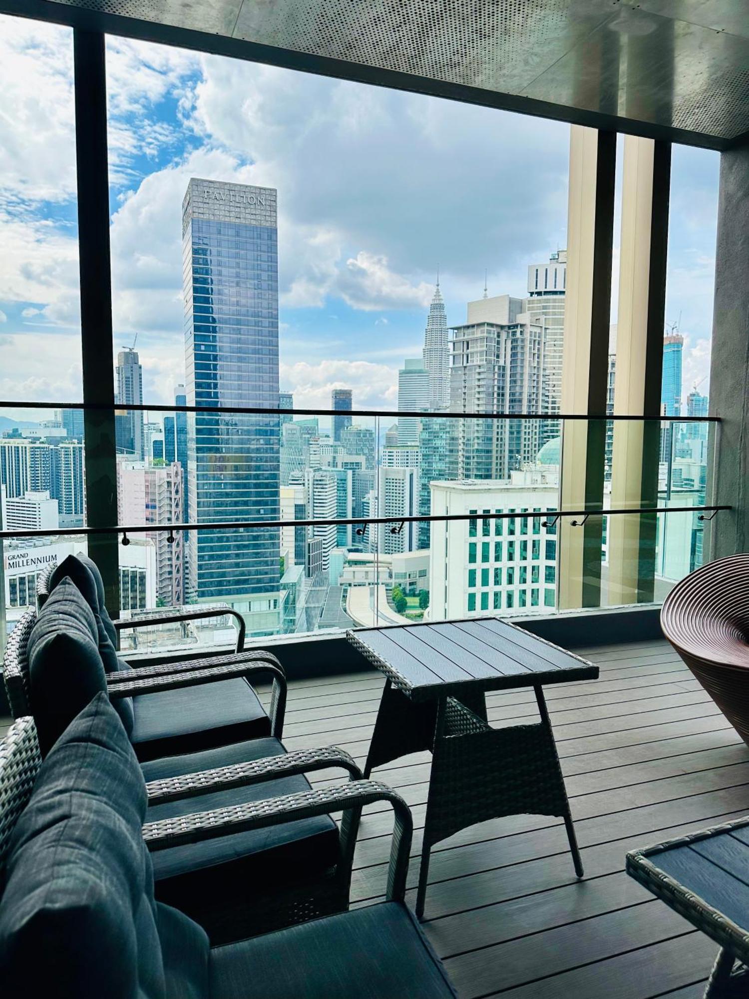 Klcc Suites At Axon Residence Куала-Лумпур Экстерьер фото