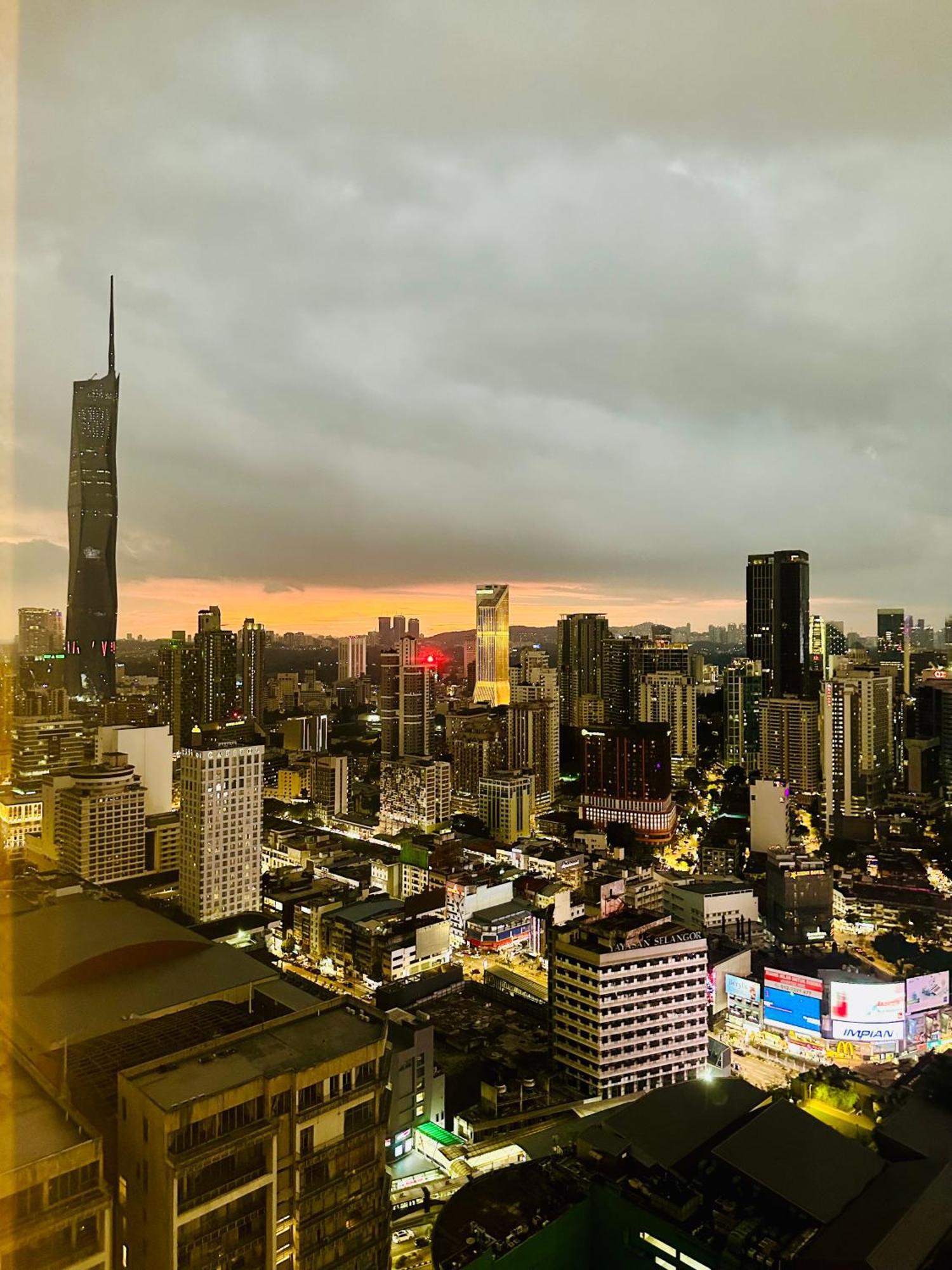 Klcc Suites At Axon Residence Куала-Лумпур Экстерьер фото