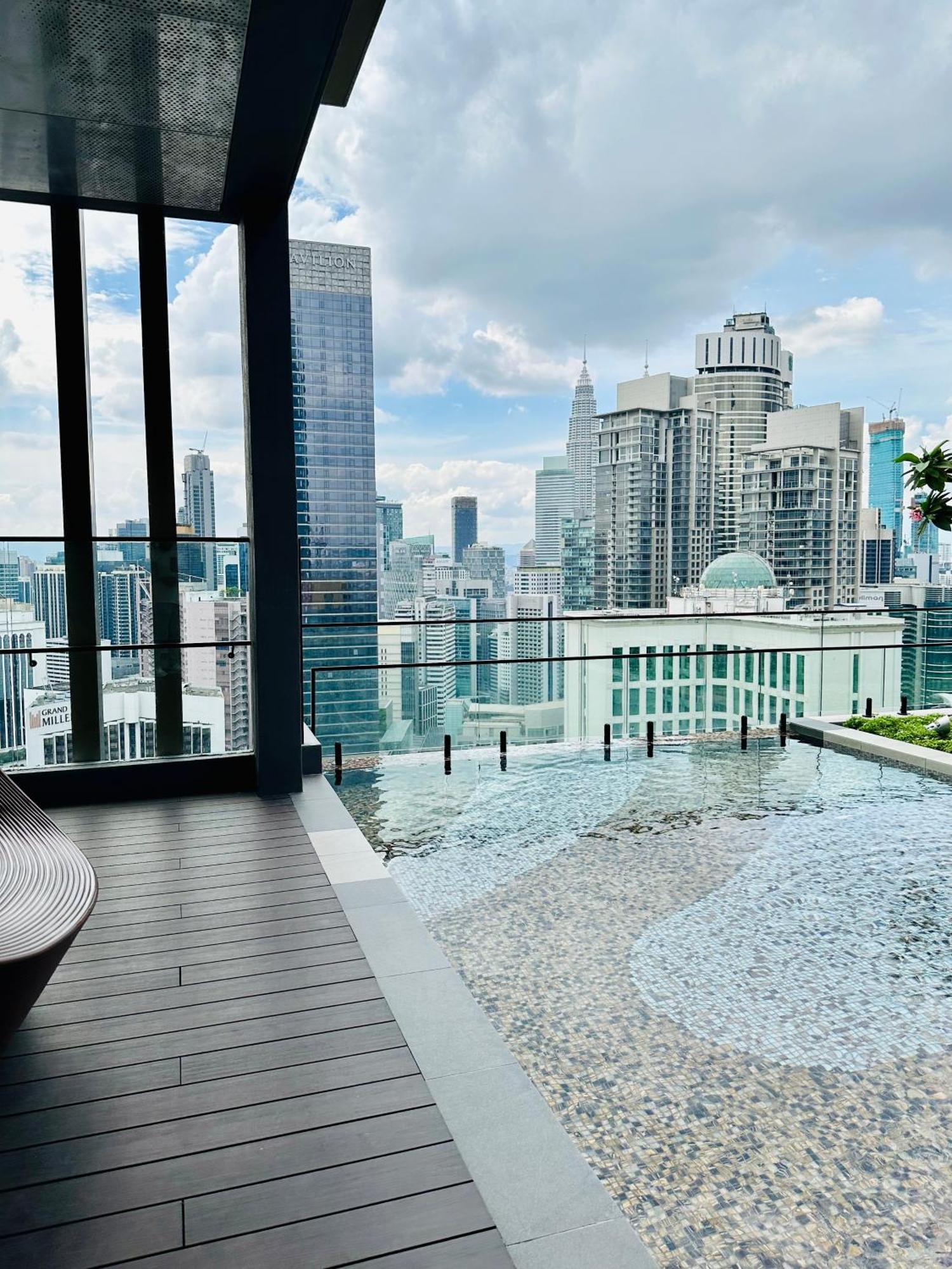 Klcc Suites At Axon Residence Куала-Лумпур Экстерьер фото